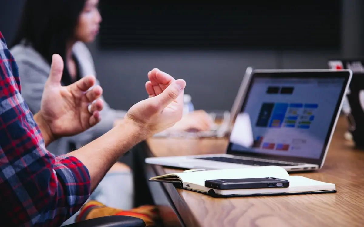 Revision de permisos CRM y sistemas empresariales Ecuador