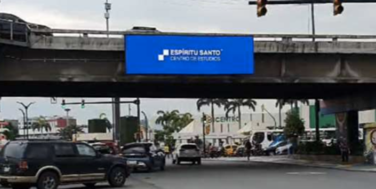 Pantalla LED Publicitaria Av. Francisco de Orellana y Plaza Dañín Guayaquil hacia Kennedy