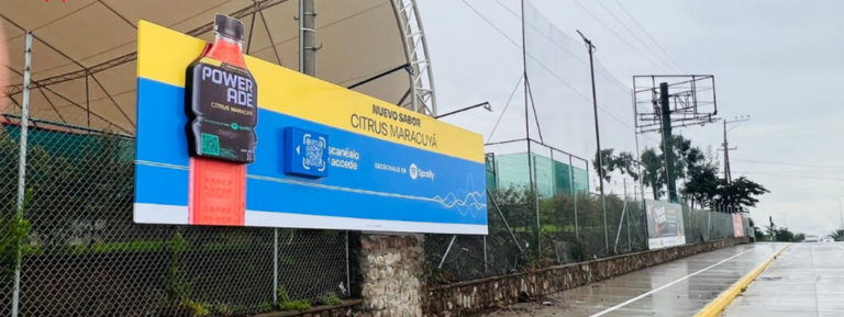 Valla publicitaria 8x2 m en Cumbayá Lumbisí En Potrero frente al proyecto San Patricio Smart Living y nuevo Hospital Metropolitano