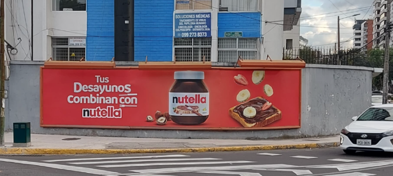 Valla Publicitaria Plaza Argentina Quito